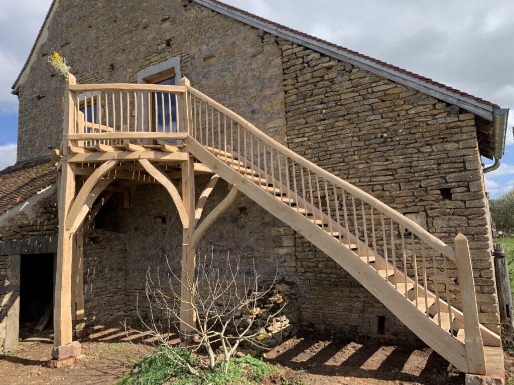 Charpente traditionnelle
Bois équarri
Chêne
Cluny
Saint Vincent des Prés